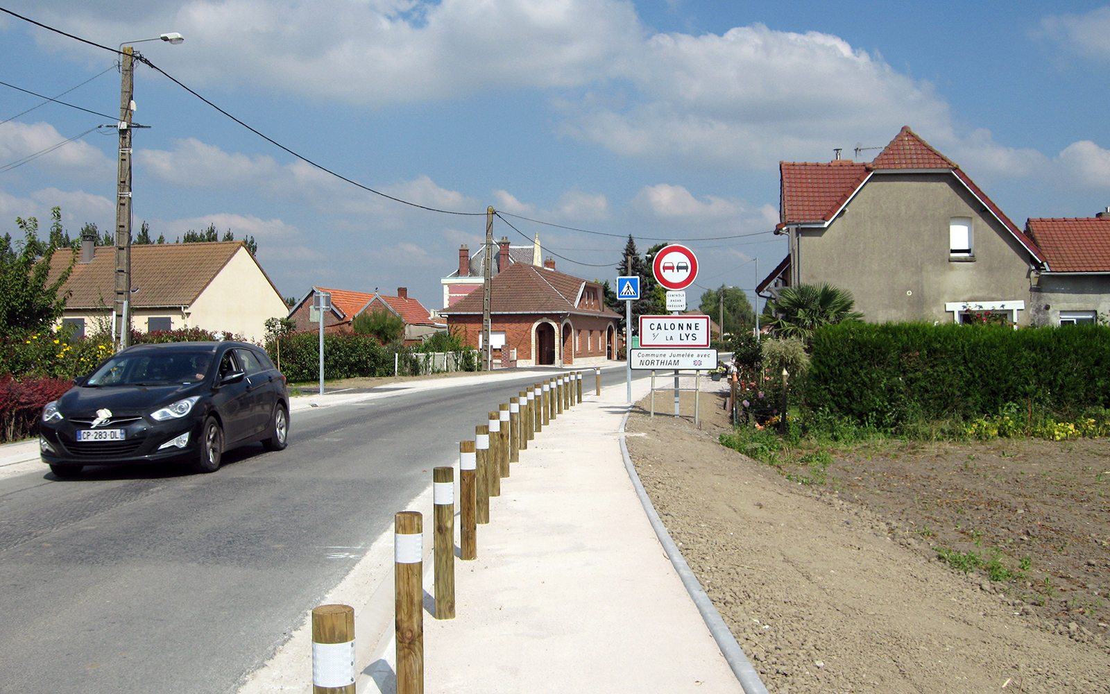 photo rue de robecq après travaux de mise en sécurité de la voirie